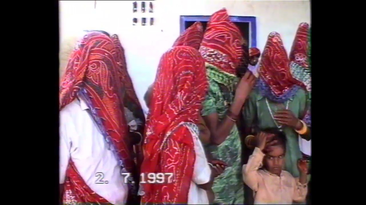 राजस्थान 1997 दुल्हन विदा होने से पहले का माहौल देख लो   😊 राजस्थान 1997 #old #marriage #rajasthan 