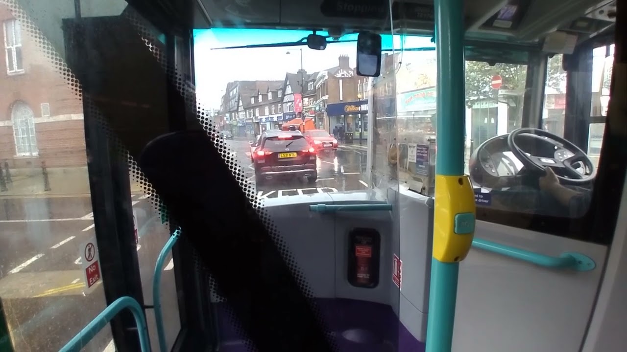 Rideing Route U4 in the Rain 🌧️ Back in Sep 2021! from Hayes-Uxbridge.