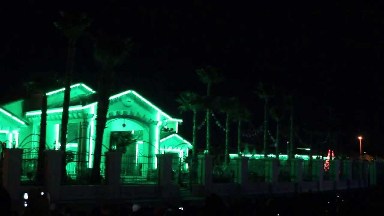 Fred Loya's El Paso Lights Christmas Display 2013