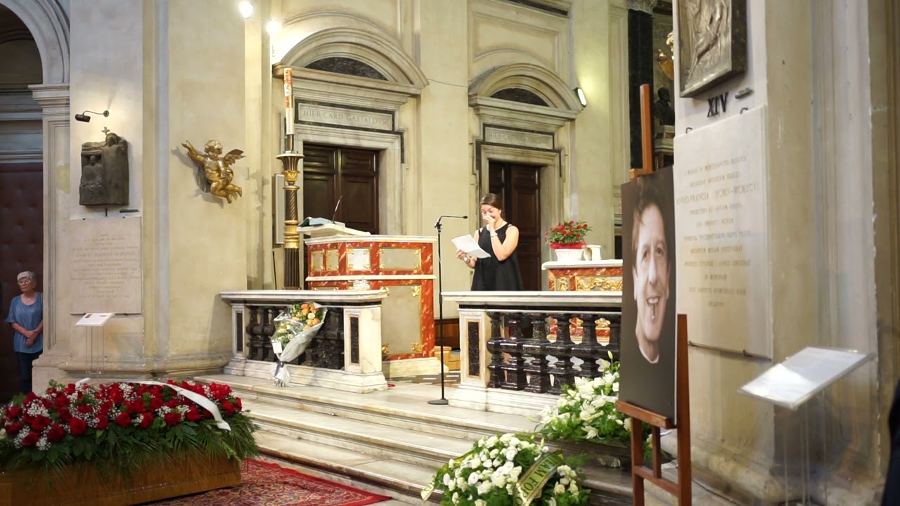 Funerali Purgatori, la figlia Victoria in lacrime ricorda il padre: 