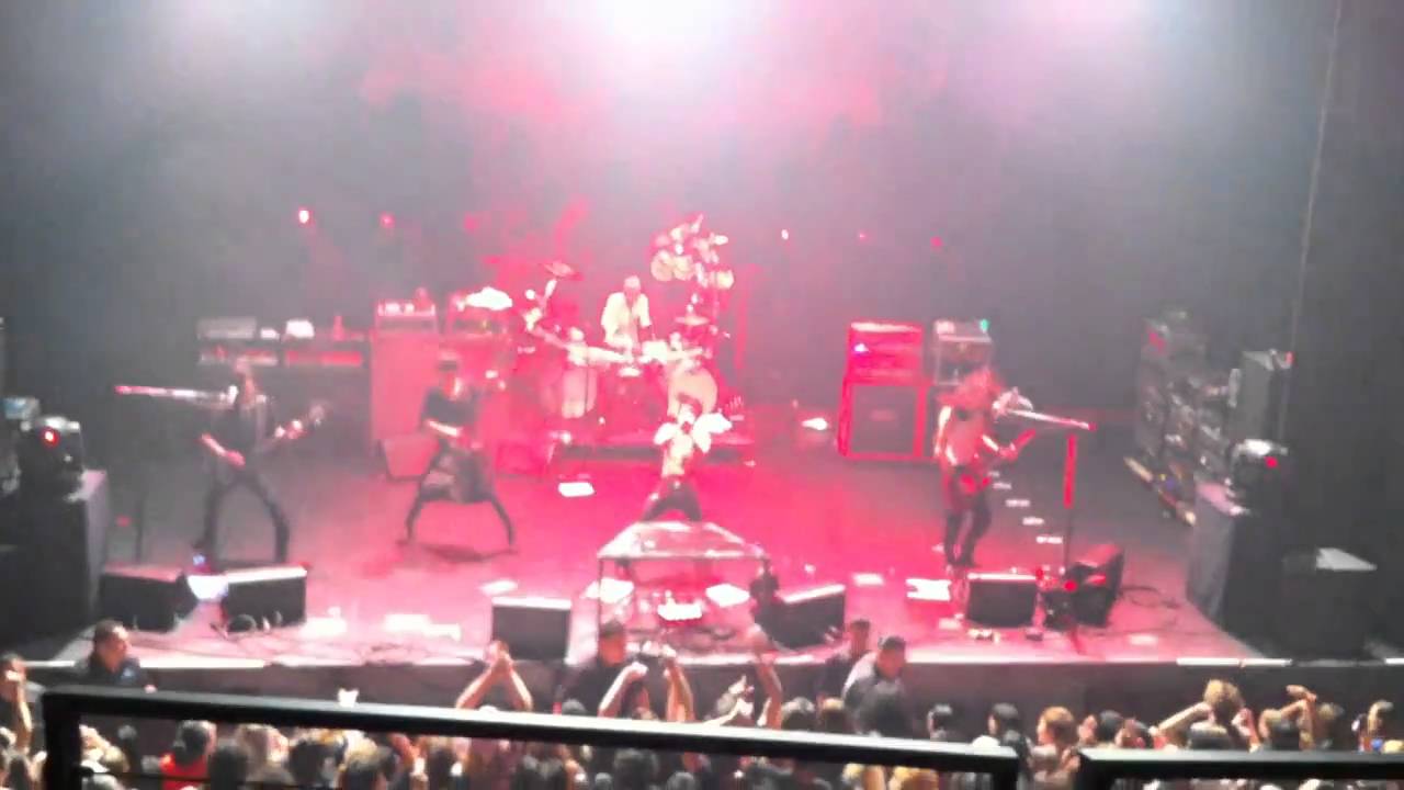 Dir en grey - Zan (Live at Club Nokia 9/8/10)