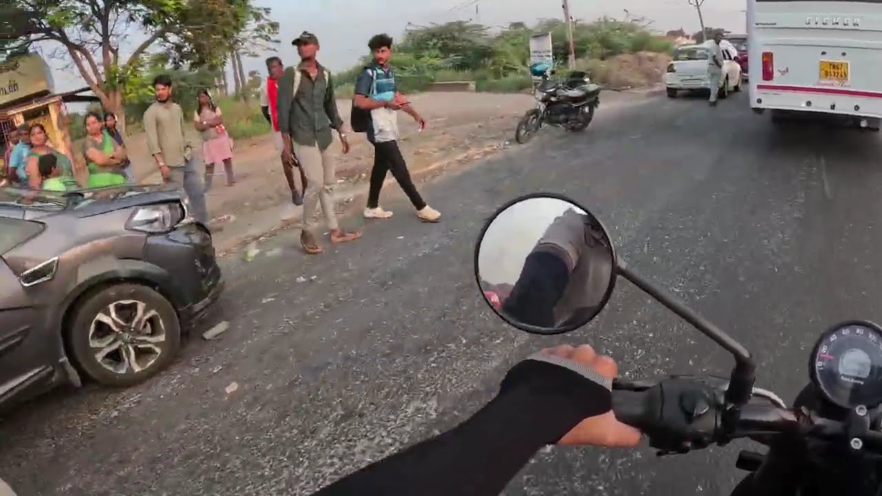 இதுக்கு தான் பெரியவுங்க சொல் பேச்சு கேக்கணும்🥵 |kovilpatti to Trichendur...🏍️