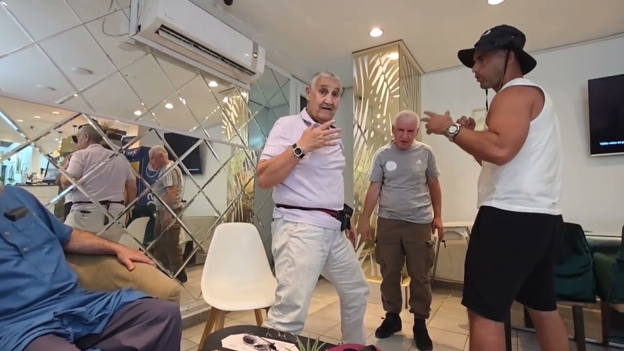 Une soirée avec maître Louali Mahfoud pionnier de Kempo, karaté et boxe pieds-Poings.