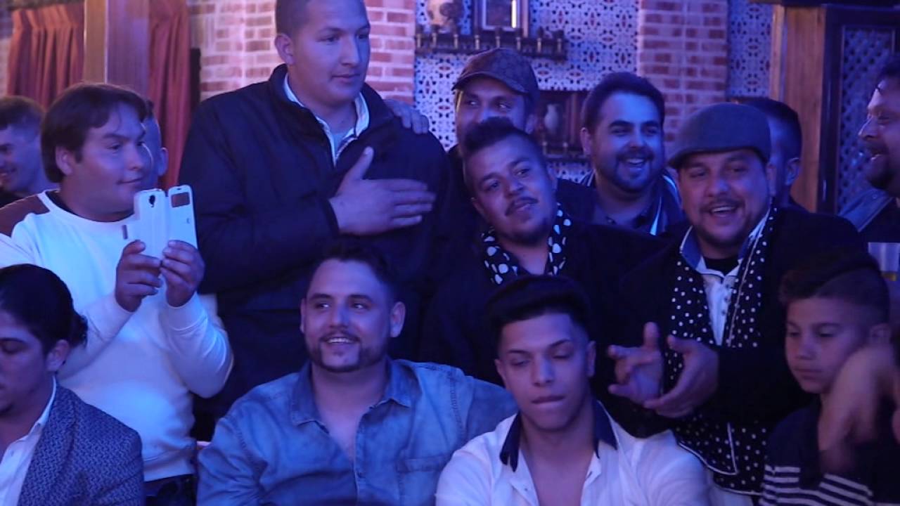 cumpleaños del enrique las bulerias ..con los mellis luis el kito. lalo.