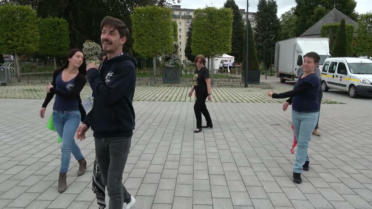 will be dance ,Ohain ,place verte Fourmies