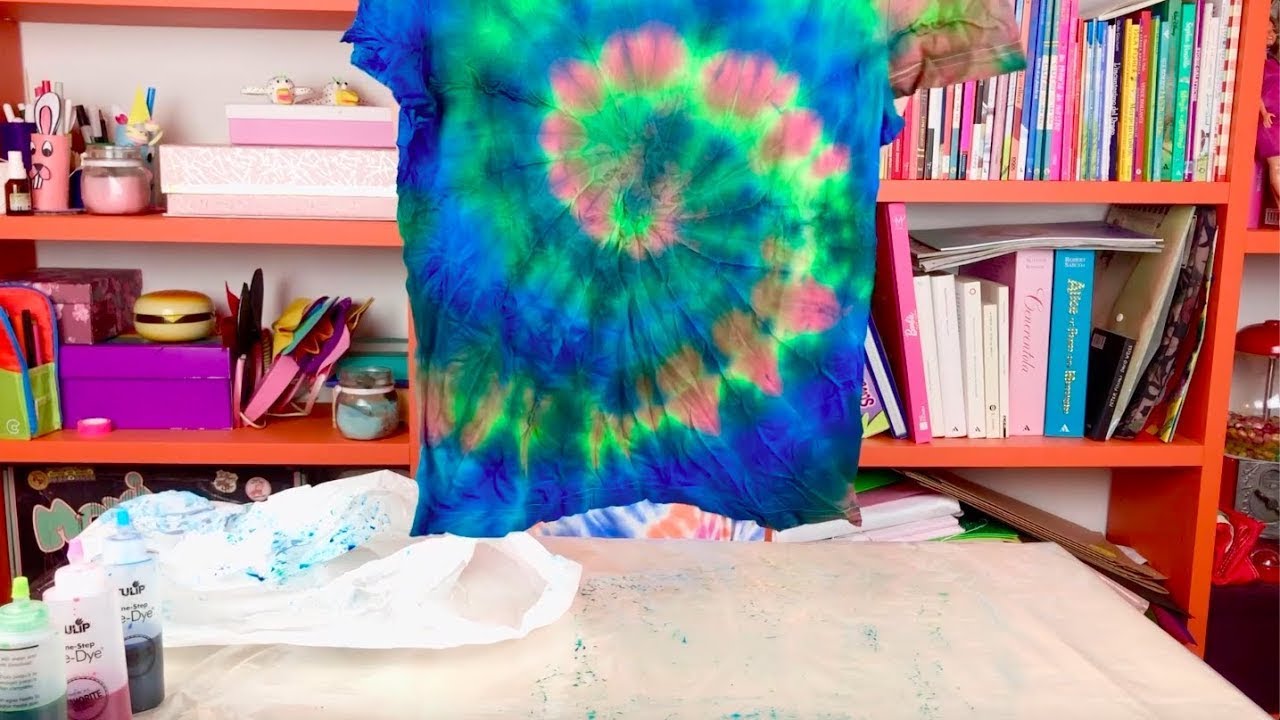 COME COLORARE UNA MAGLIETTA TIE DYE!