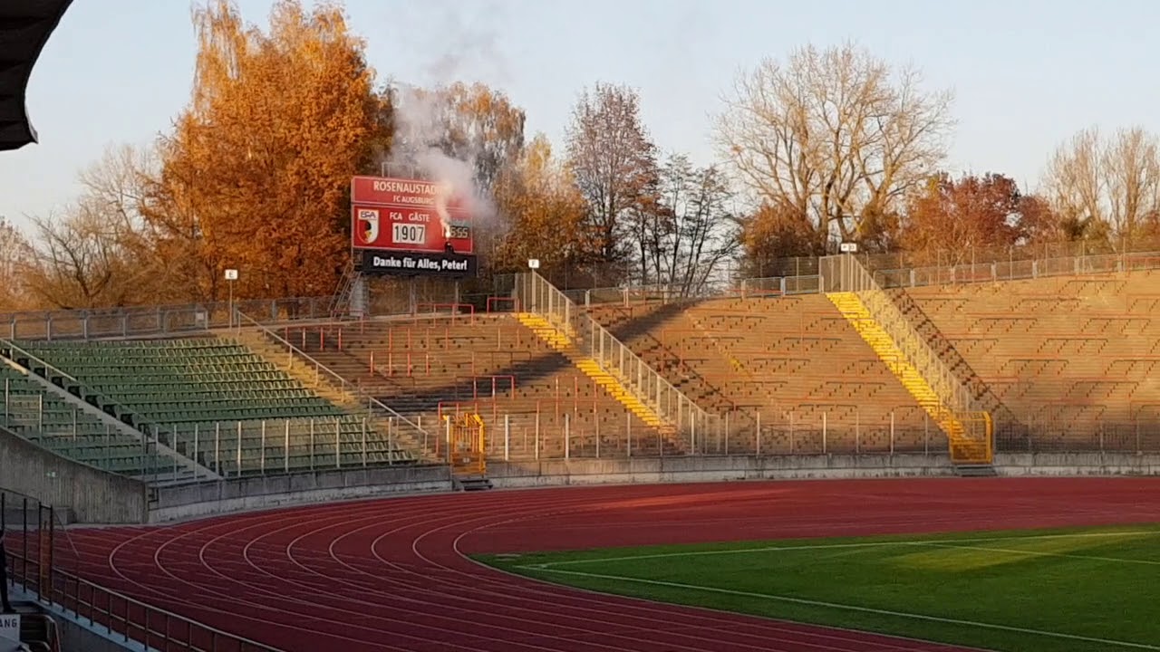 Trauerfeier des FCA f&uuml;r Peter Bircks: Zum Ende gab es 