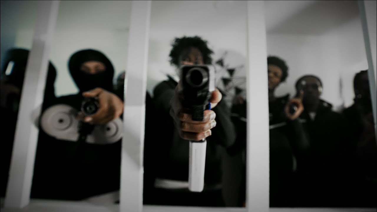 Slappersonn - Blitz feat Taxy [Official Music Video]