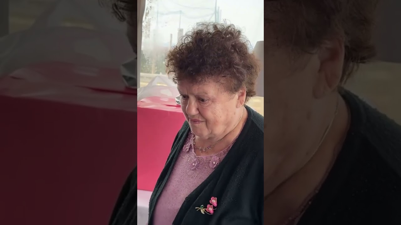 AUGURI a tutte le donne, Carletto a pranzo fuori con i nonni♥️🐊😂