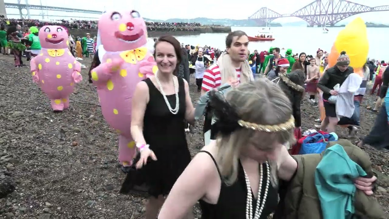 Loony Dook 2020 - Mad Dogs!