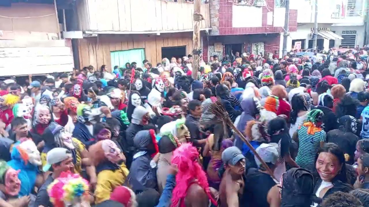 los disfrazados de pueblo libre