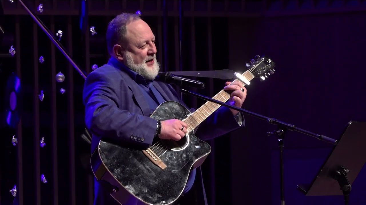 Александр Мирвис  и Тимур Фишель (гитара) 