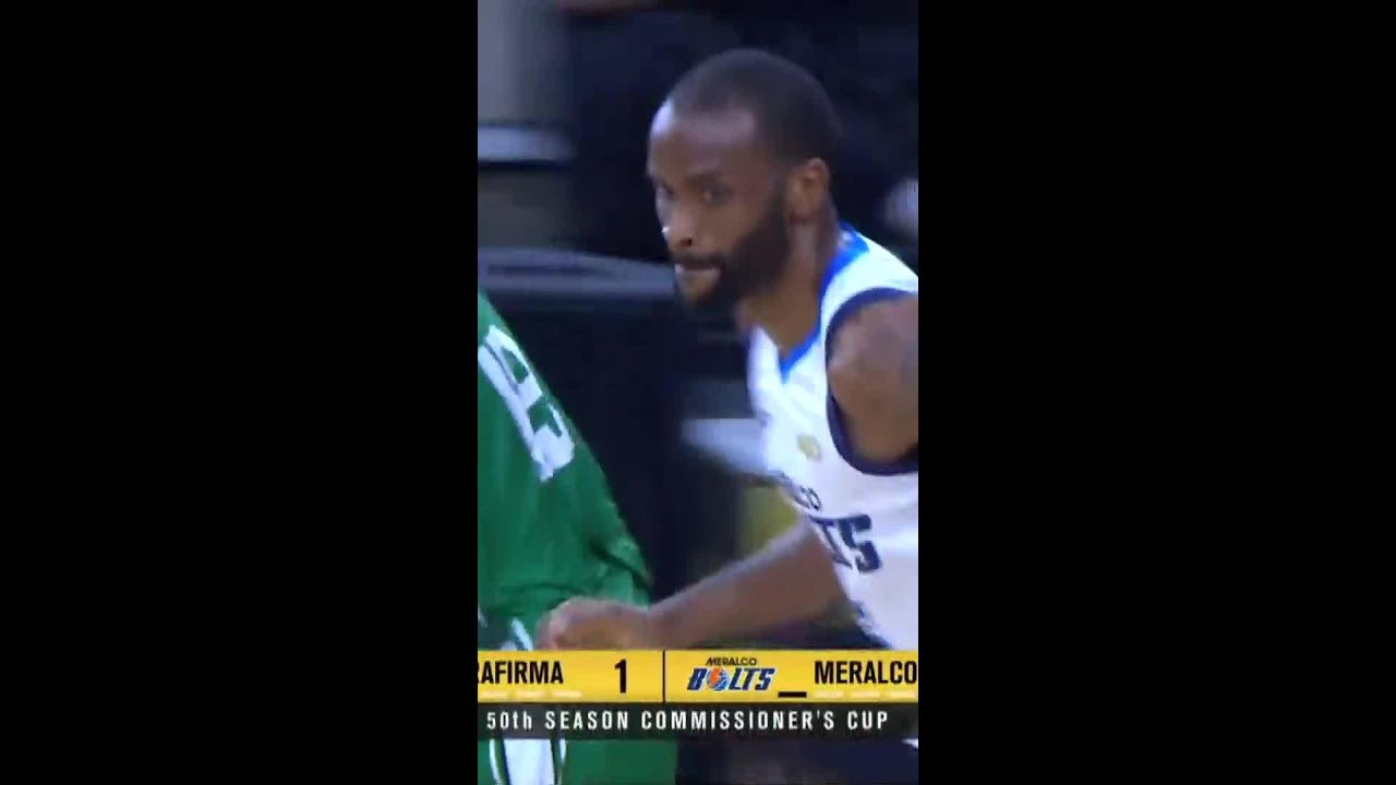 Jones WITH THE ALLEY-OOP SLAM 😤 for Meralco vs. Terrafirma | PBA Season 50 Commissioner&rsquo;s Cup