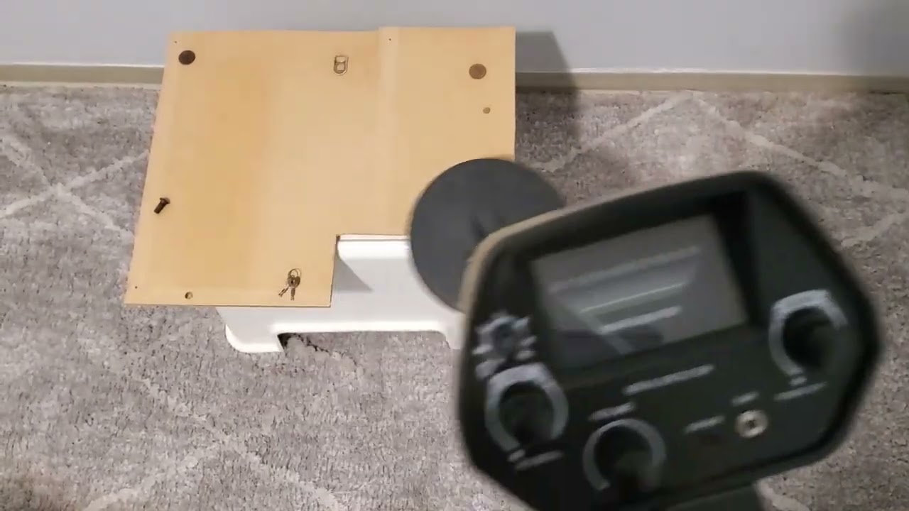 md-4030 metal detector. How the metal discrimination works.
