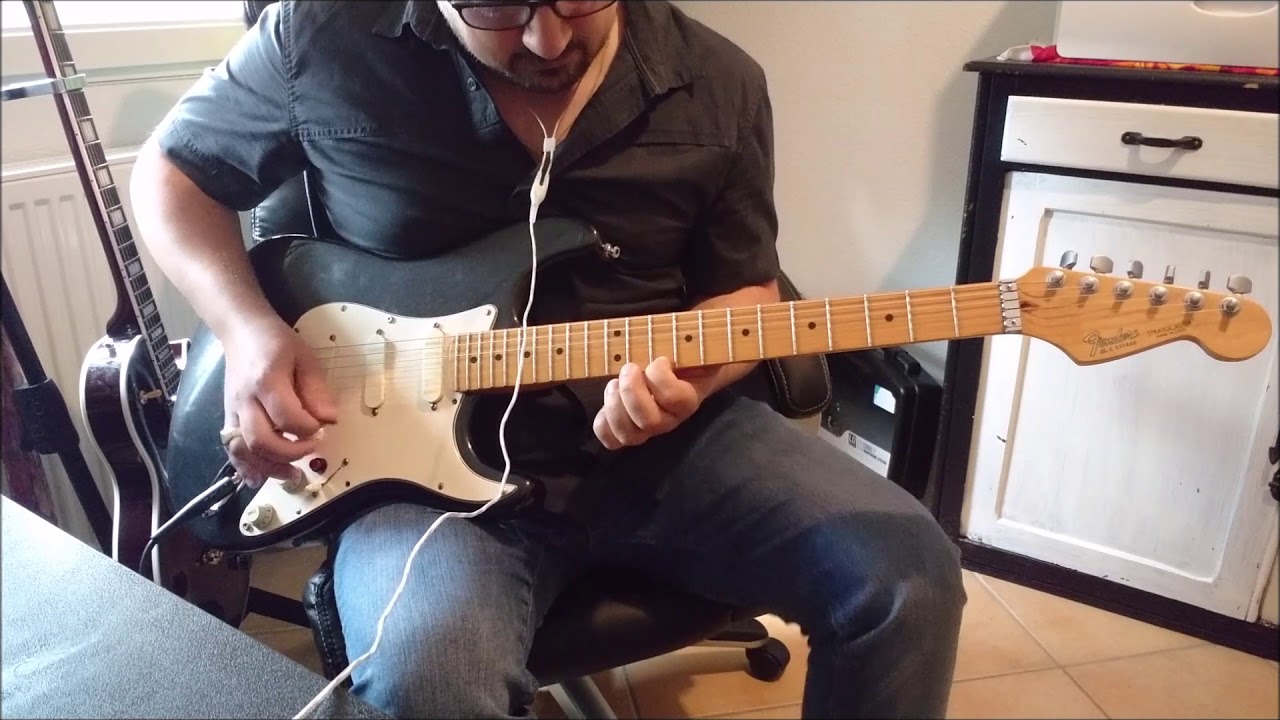 U2- Sunday Bloody Sunday  (cover with line 6 Helix)