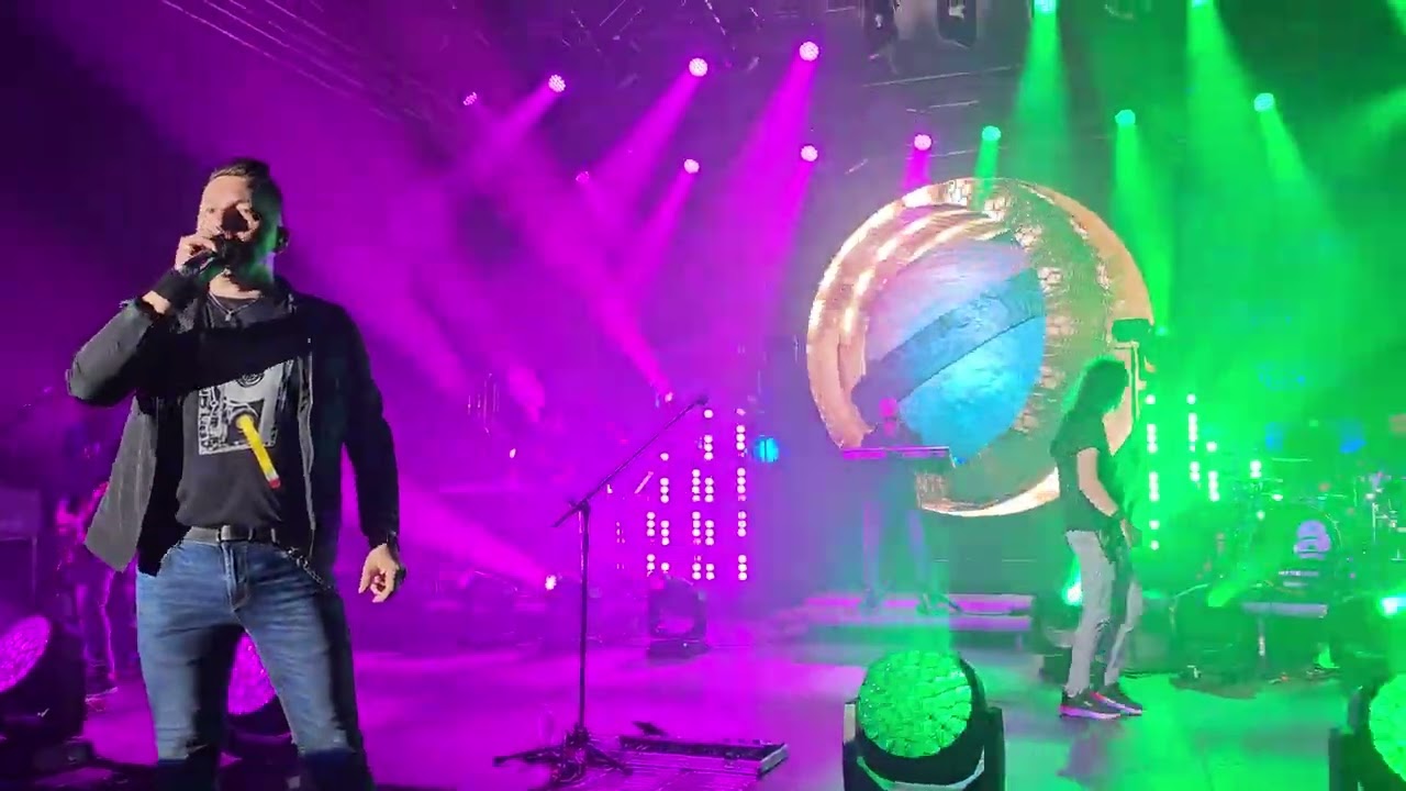 Ákos - Kihalt minden - Extra változat (Keszthely, 2023.07.01) 4k