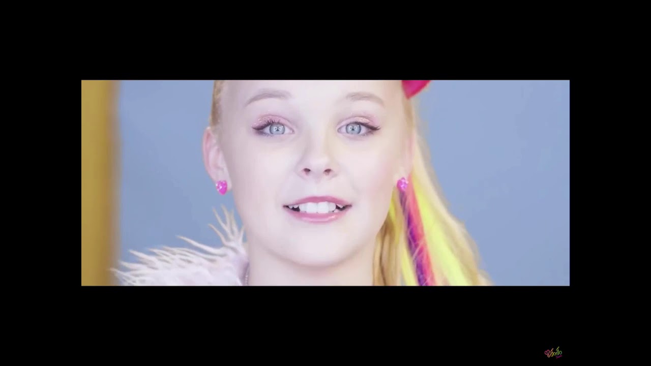 Every time Jojo Siwa says boomerang it gets slower