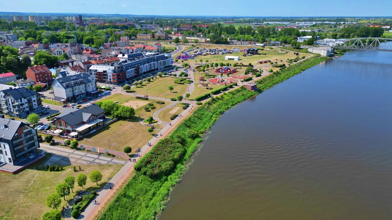 Bulwar Nadwiślański w Tczewie w 4K.