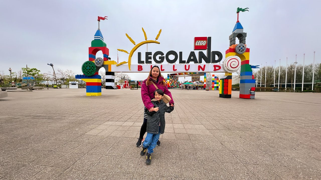 Legoland Billund: Legoldmine and Display my Lego masterpiece at Legoland Gallery