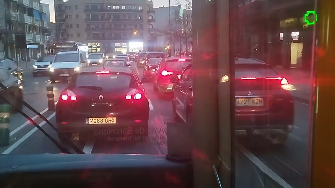 Viaje en el coche 127 de TUS Sabadell en la 8