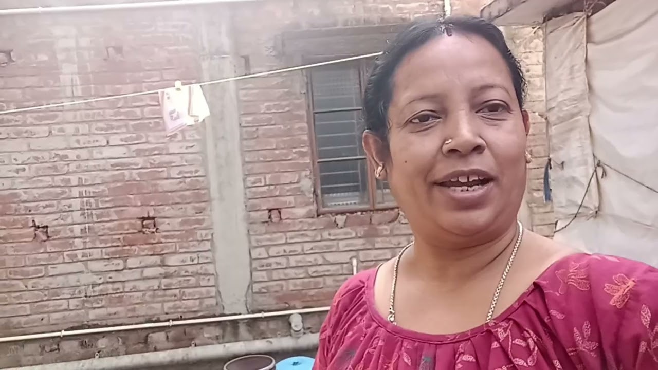 আমাদের আর একটা বাড়ির সুপরি বিক্রি করলাম এবং কলকাতা থেকে আবার জিনিসপত্র আনা হলো
