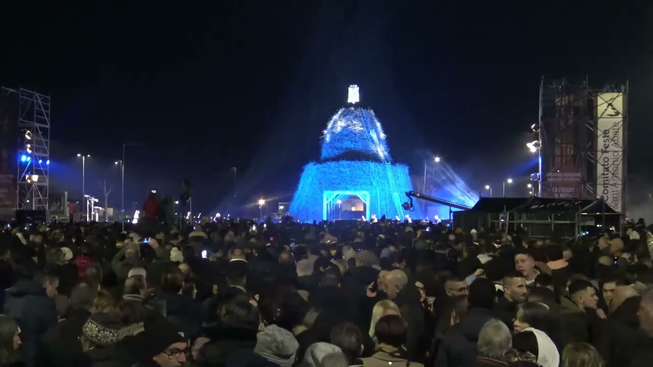 SPETTACOLO MOZZAFIATO ACCENSIONE FOCARA DI NOVOli 16 GENNAIO 2024