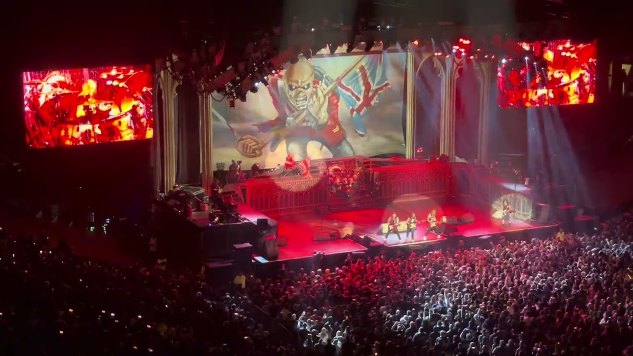 Iron maiden the trooper live Toronto 2023