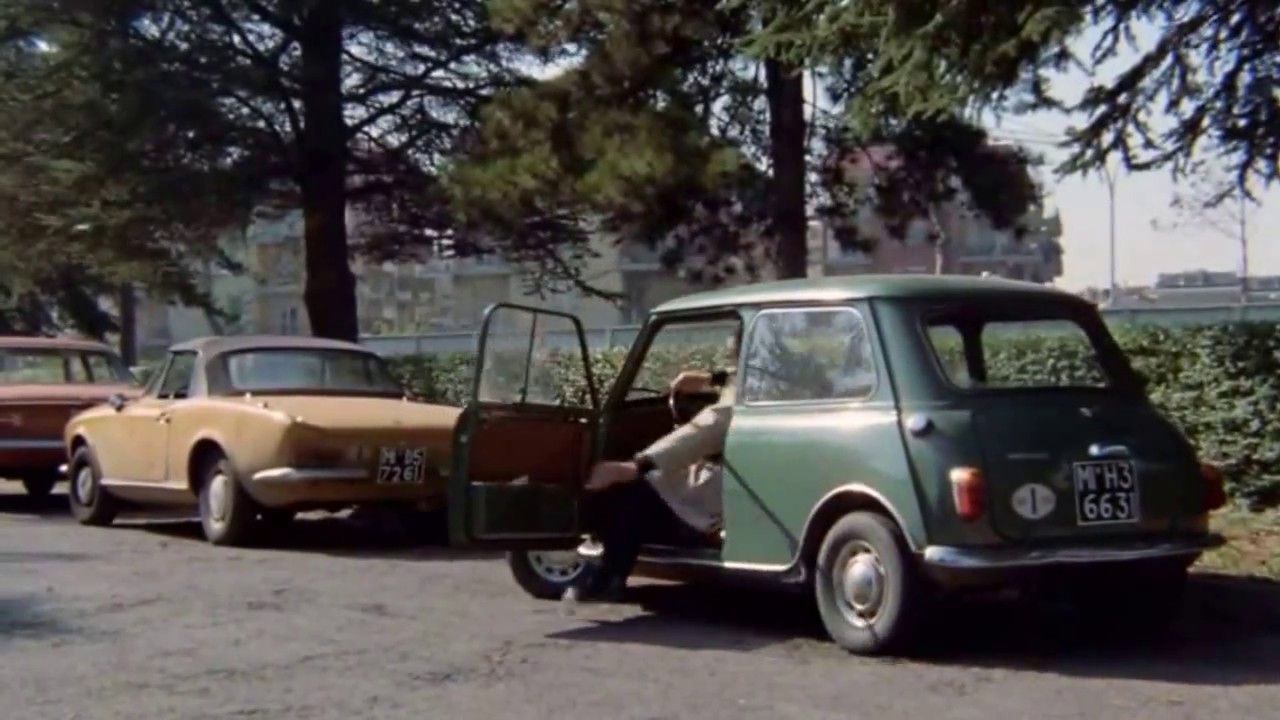 Gastone Moschin in Caliber  9 - Mini Innocenti verde Italian classic car by Film&clips