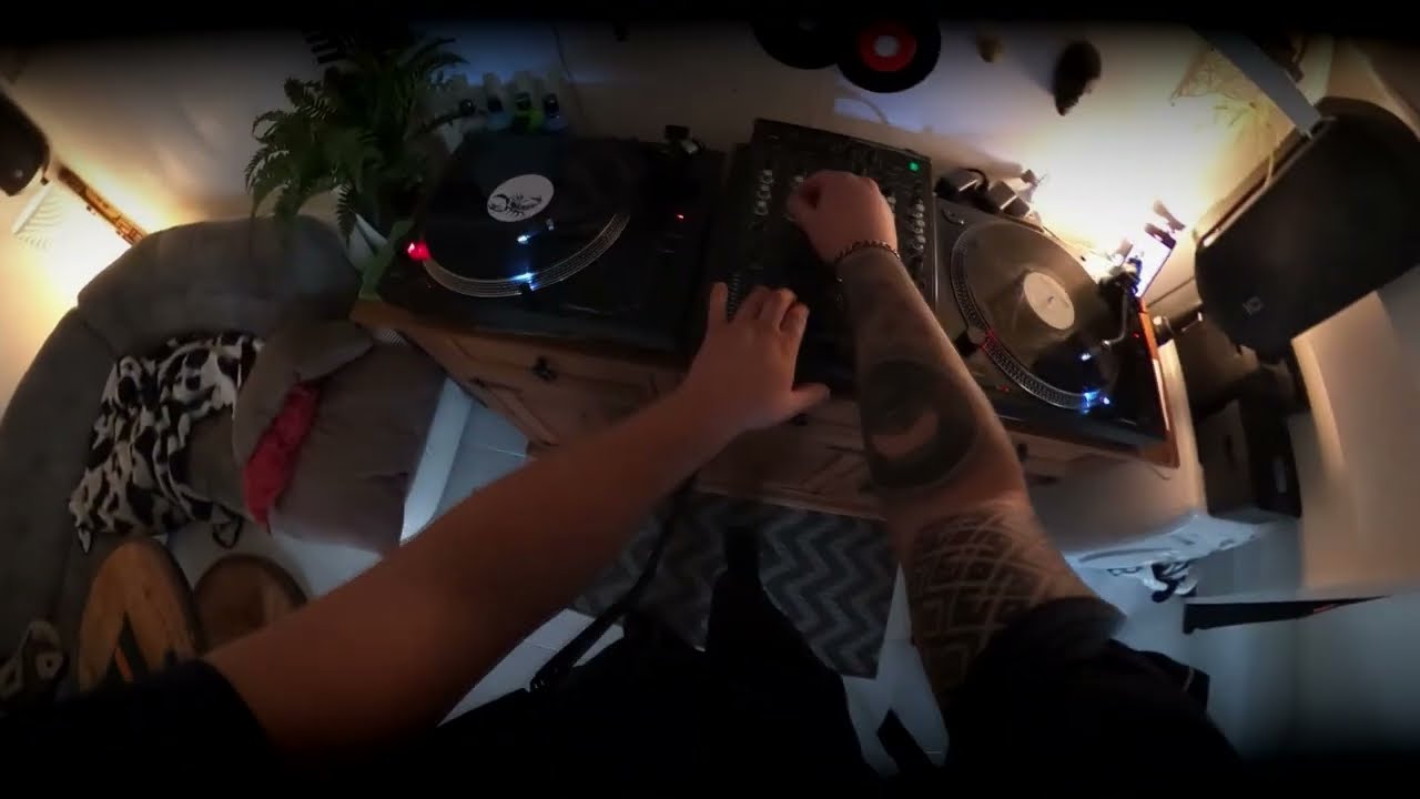 D@ Soon - Vinyle Set Techno Hardcore expérience