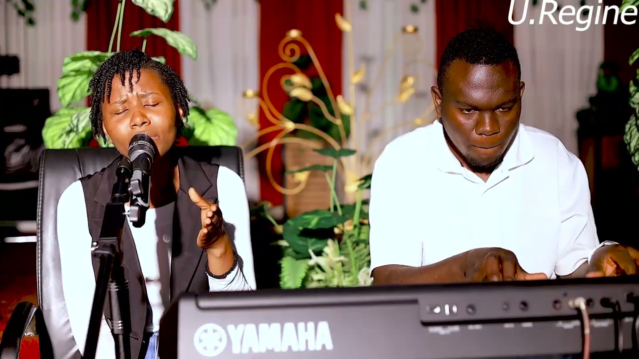 Gospel Flow Session 1: Halleluya, Tuguhaye icyubahiro, Yasoko y'amaraso yawe ,Halleluya || U.Regine