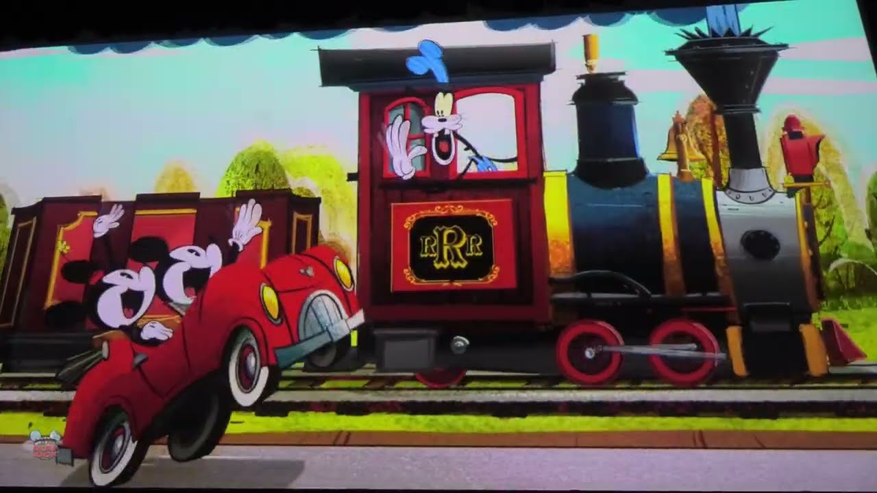Disneyland Mickey and Minnie's Runaway Railway (Full onride)