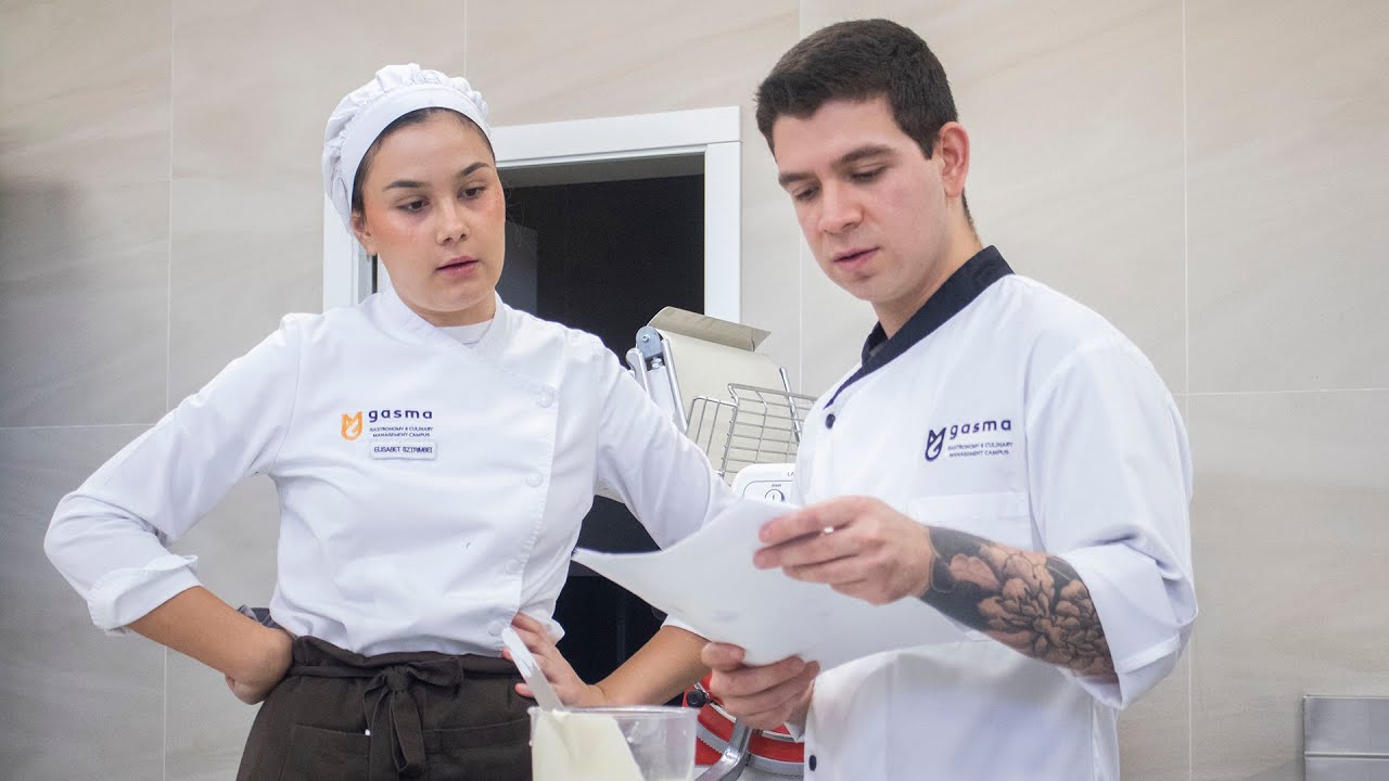Pablo Durán (Gasma Alumni) - Pastelería en el restaurante Lasarte