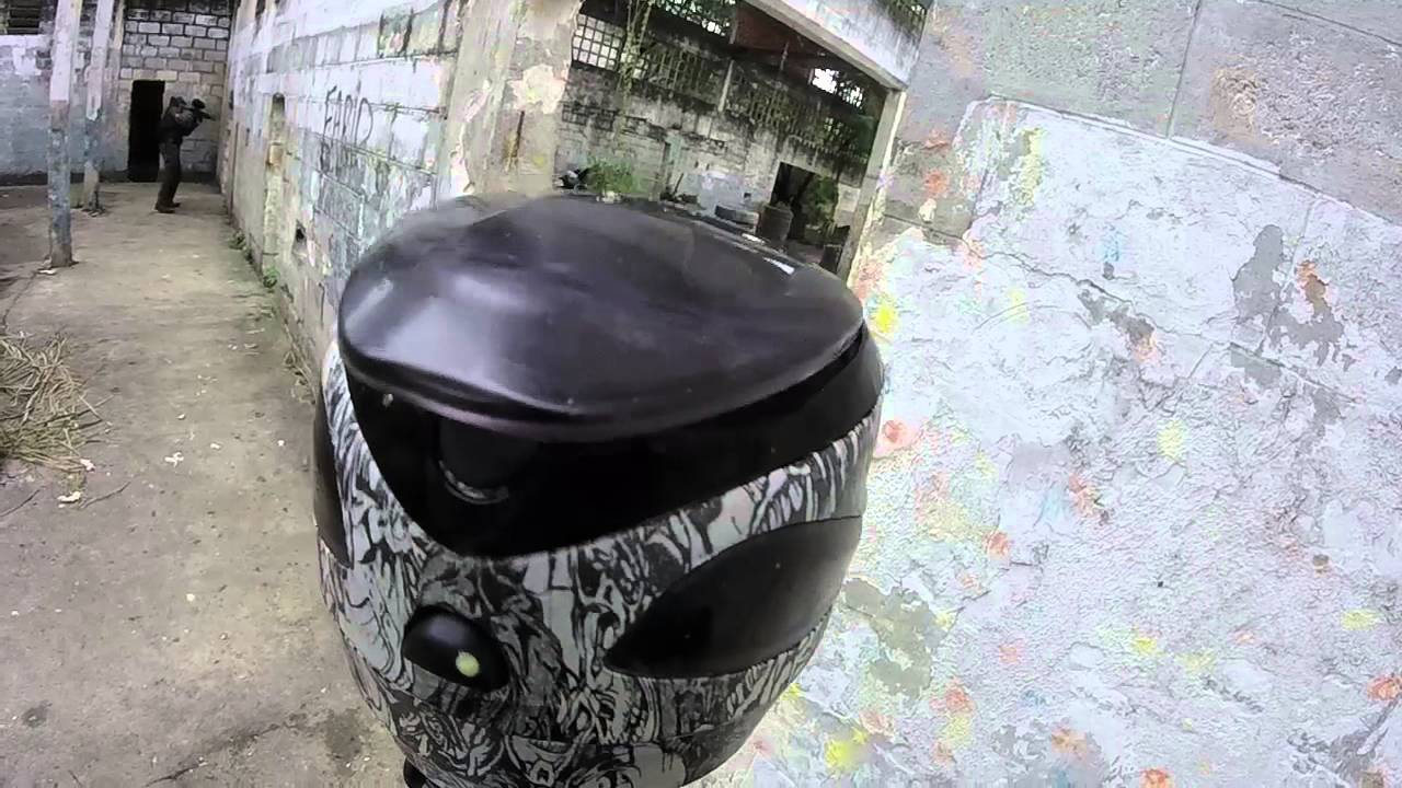 Jogo no campo Distrito 22 Paintball em 13/03/2016