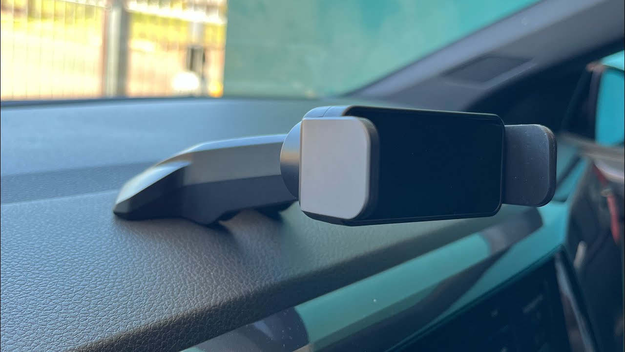 Trocando o suporte de celular original VW por um suporte muito melhor!