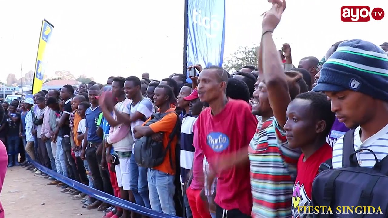 TAZAMA VIPAJI VIPYA VYA HIPHOP SINGIDA 2018 MBELE YA FID Q, MCHOMVU