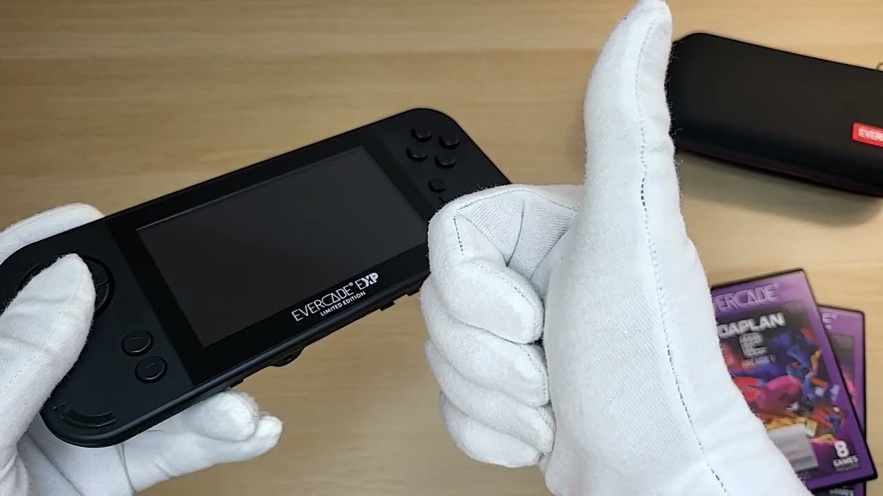 Evercade EXP Limited Edition | #Unboxing + Test
