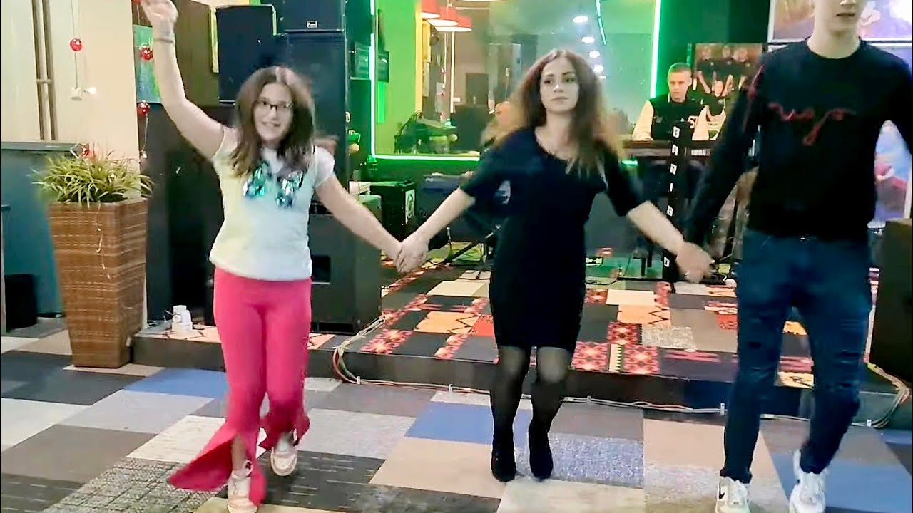 🔴 Sestre Sumea i Vildana kolo vode - Hotel Heco Plus Sarajevo - Bosanski teferič