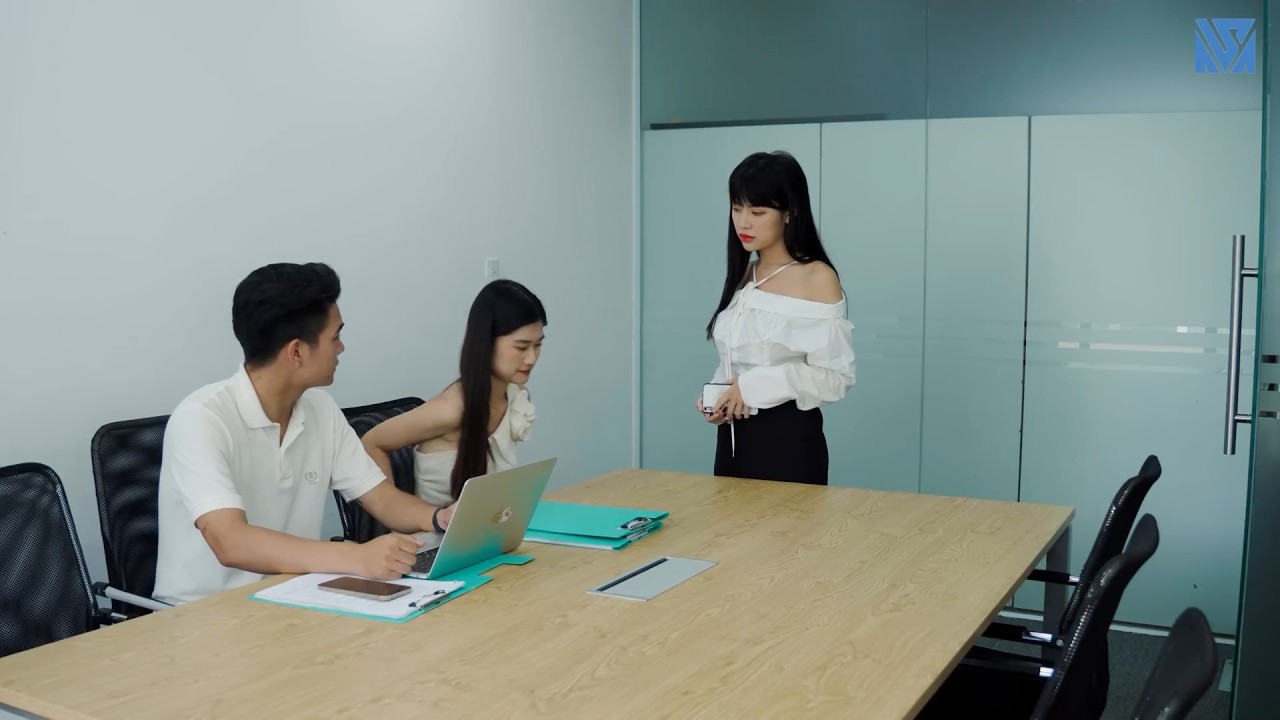 Chủ Tịch Giả Ứng Viên Xin Việc Bị Giám Khảo Tráo Đổi Bài Thi Và Cái Kết - Tập 767