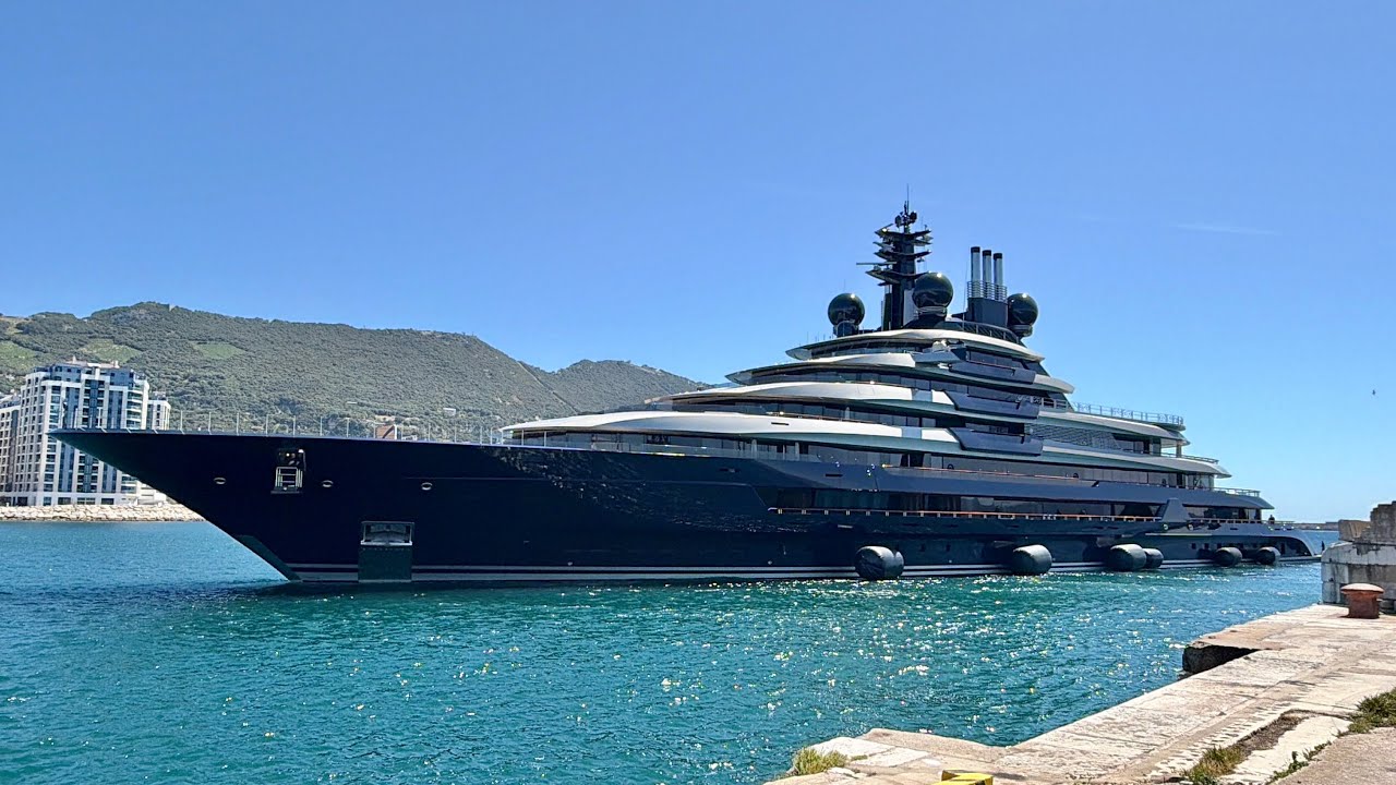 Giant L&uuml;rssen 139m Superyacht Luminance Docking in Gibraltar