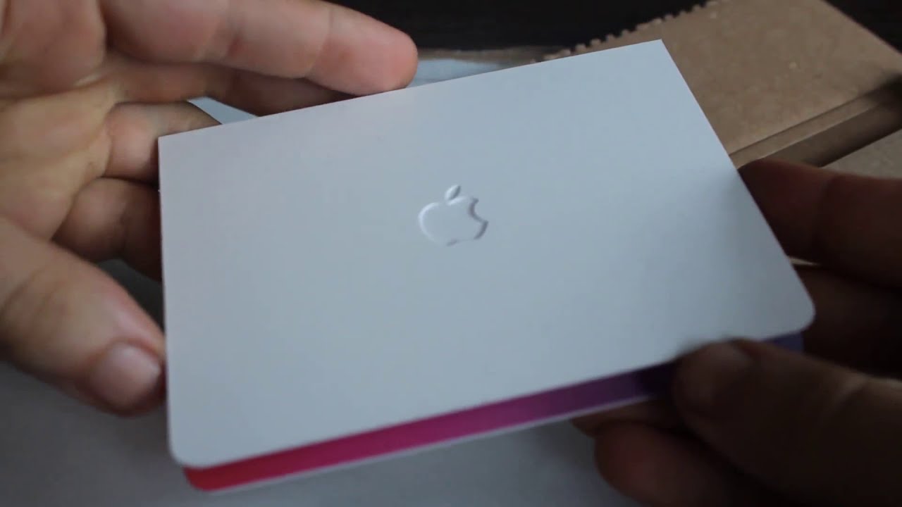 Unbox | [Titanium] Apple Card