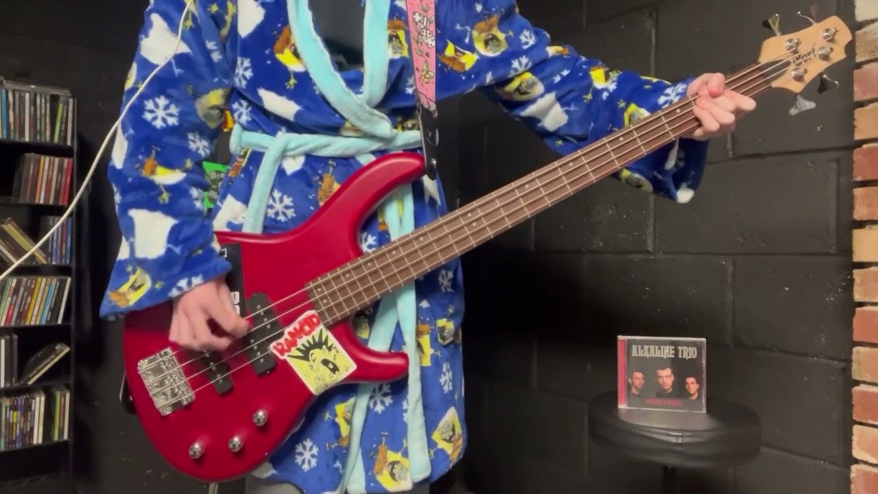 Mr Chainsaw - Alkaline Trio BASS COVER