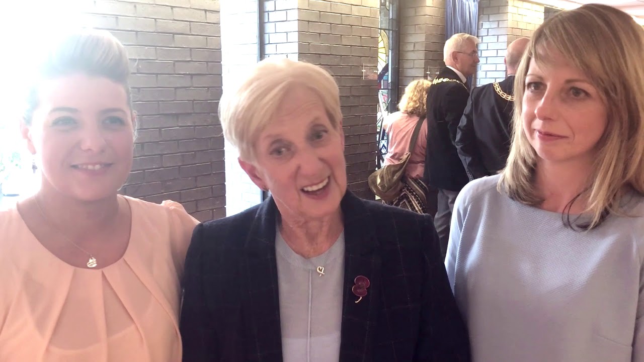 NHSGGC - new stained glass window unveiled at Glasgow Royal Infirmary