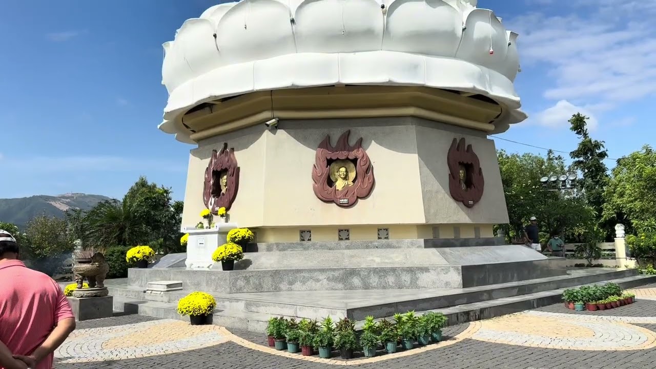 Long Son Pagoda, Nha Trang, A Truly Historical Attraction That Is Worth Visiting 
