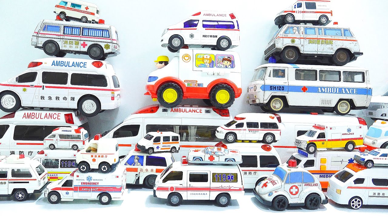 Let's line up miniature ambulances and check how they run! Working Car Ambulances🚑