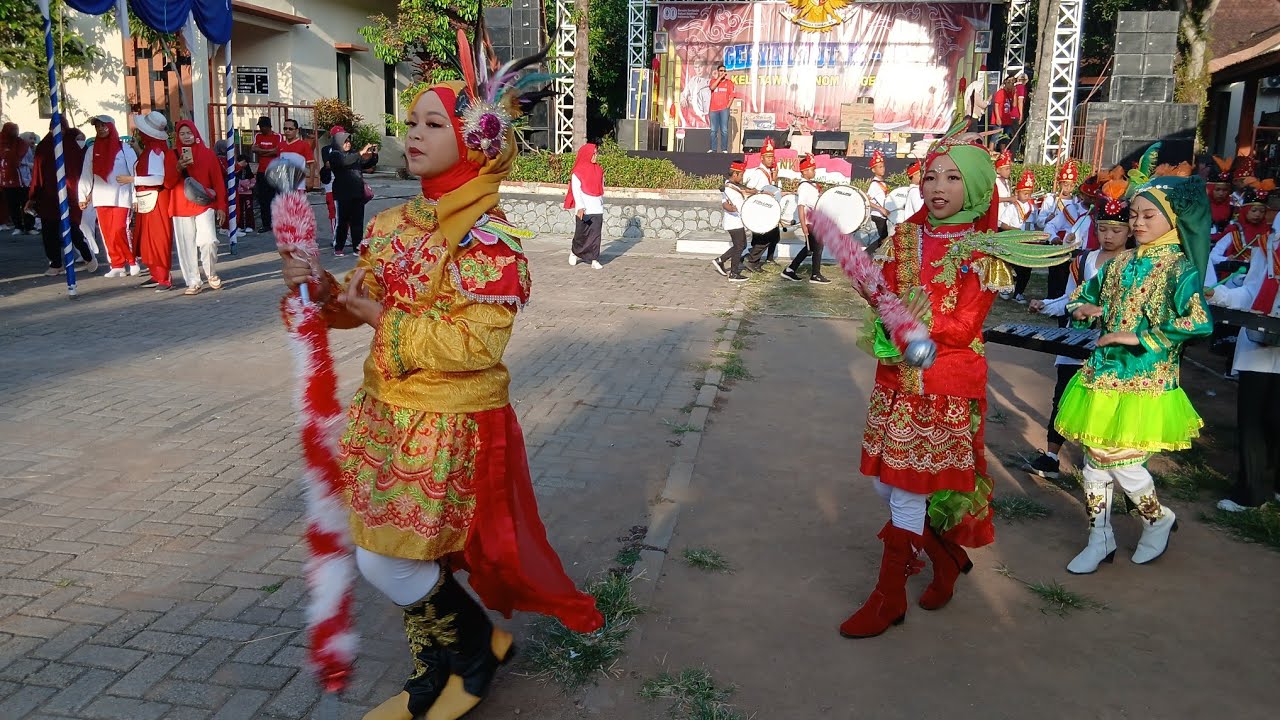Drumband Staduma - Jalan sehat Hut RI ke 80 di Tawanganom Magetan. 31 Agustus 2025. Alhamdulillah