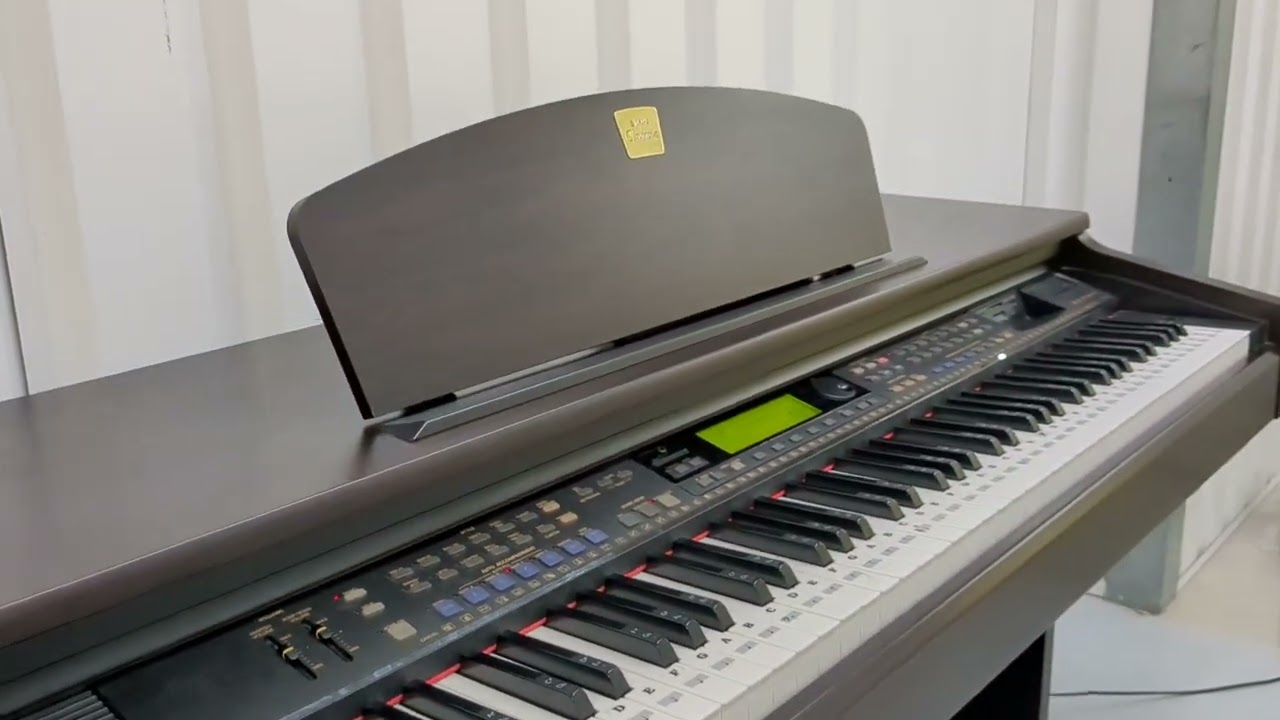 Yamaha Clavinova CVP-201 in dark rosewood stock number 22423