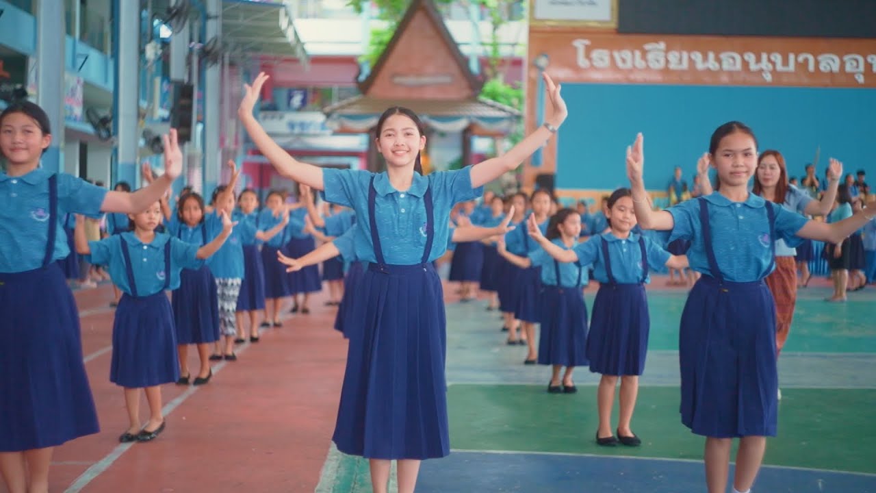 โรงเรียนอนุบาลอุบลราชธานี ซ้อมขบวนแห่เทียน ปี2568