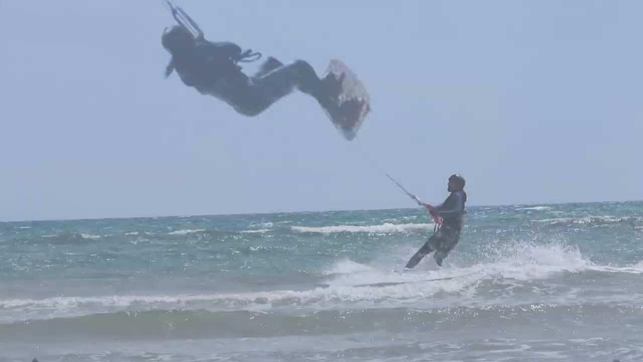 Antonio un principiante al suo secondo Schoolmaster Artofkitesurf