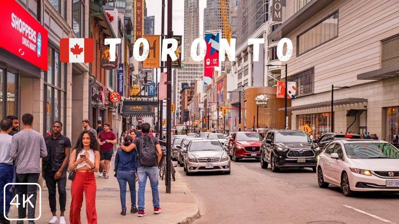 Walking on Yonge Street in 🇨🇦Toronto | 4K