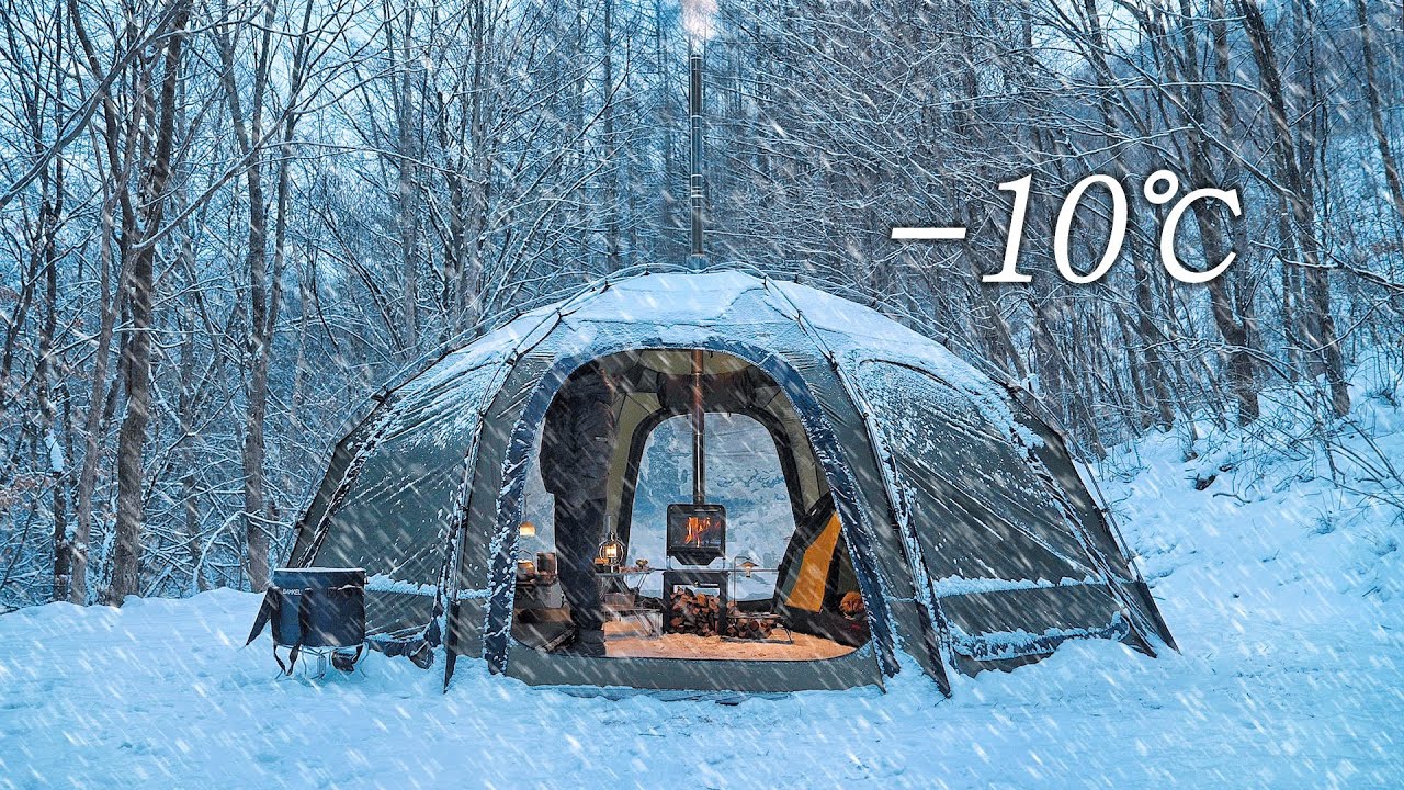 -10℃ Одиночный кемпинг в сильный снегопад с собакой . Отдых в горячей палатке . Дровяная печь ASMR